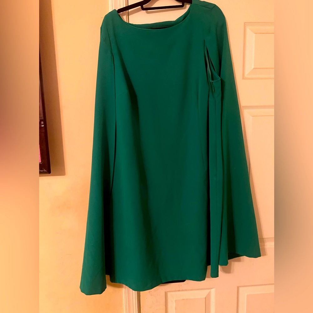 Women’s Size 20 cape dress - emerald green! Sleeveless with cape accent.